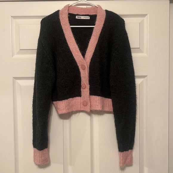 Zara Grey and Pink Wool Sweater - Picture 2 of 8